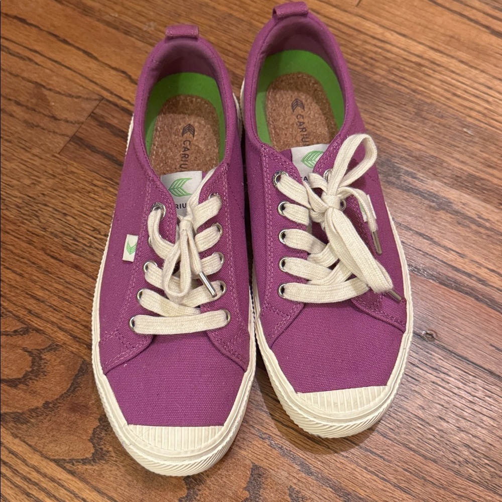 Cariuma Purple Canvas Sneakers, size 9